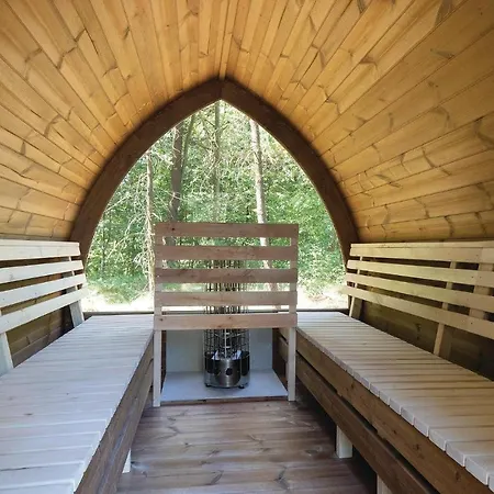 Vakantiehuis Three-bedroom Holiday In