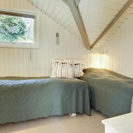 Three-bedroom Holiday In